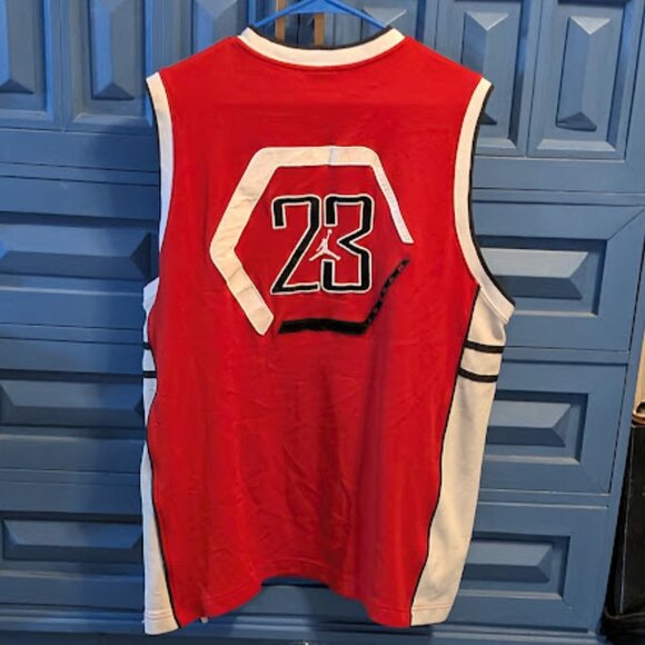⬇️PD⬇️O2 MICHAEL JORDAN #23 Jersey - Picture 5 of 6